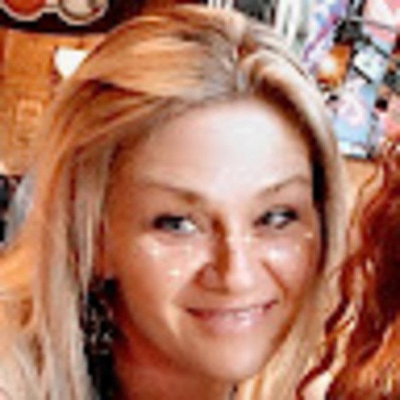 Meet your Posher, Amanda rae - Picture 1 of 1